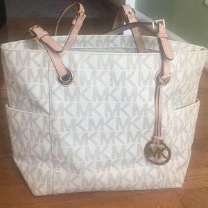 Michael Kors Signature Tote